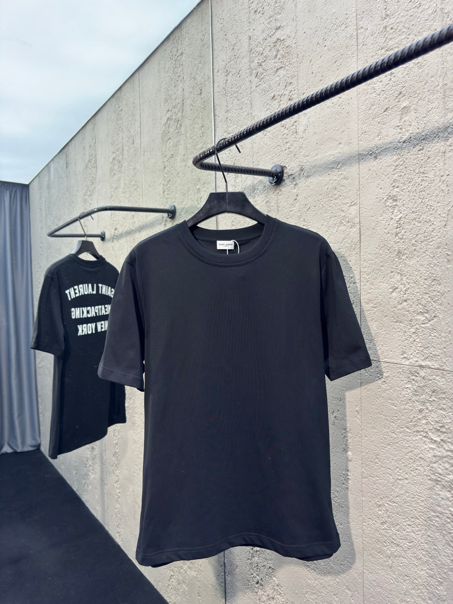 New York Print Crew Neck Short-Sleeve T-Shirt with Back