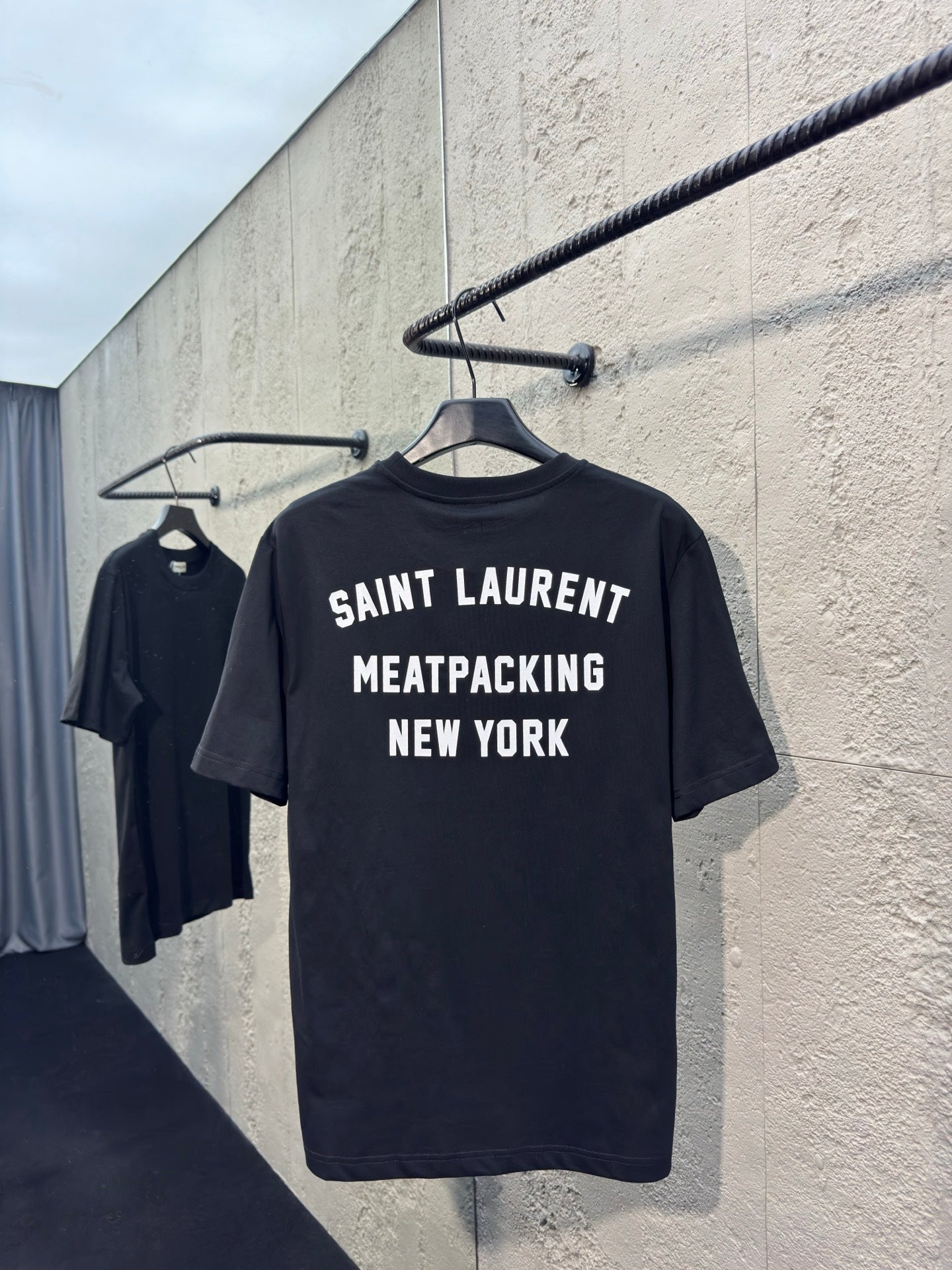 New York Print Crew Neck Short-Sleeve T-Shirt with Back