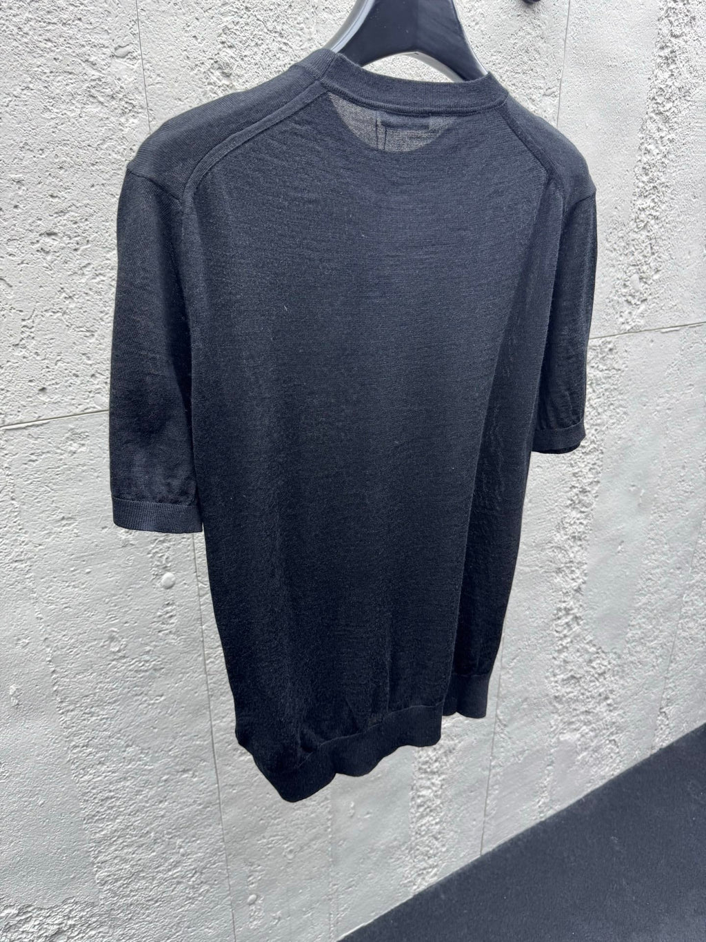 Embroidered Knit Crew Neck Short-Sleeve Top