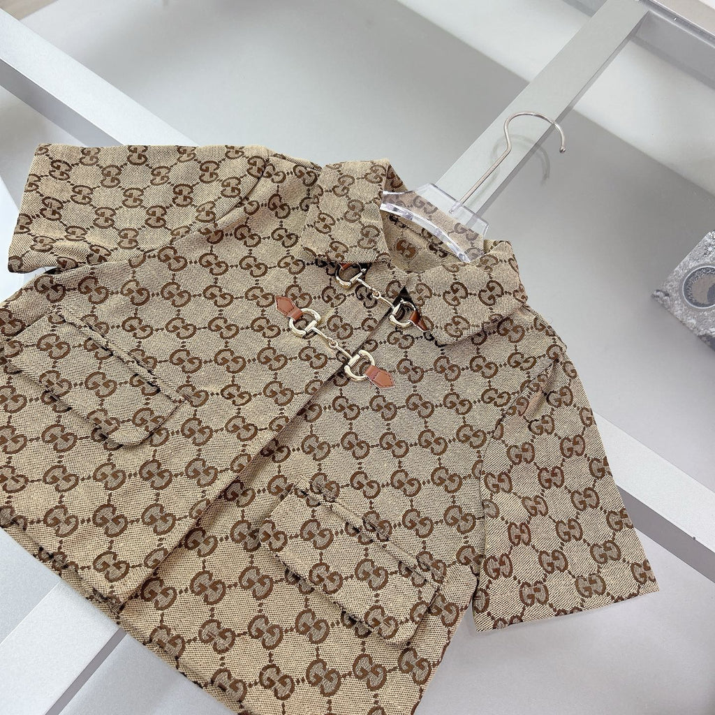 Girls' skirt suit