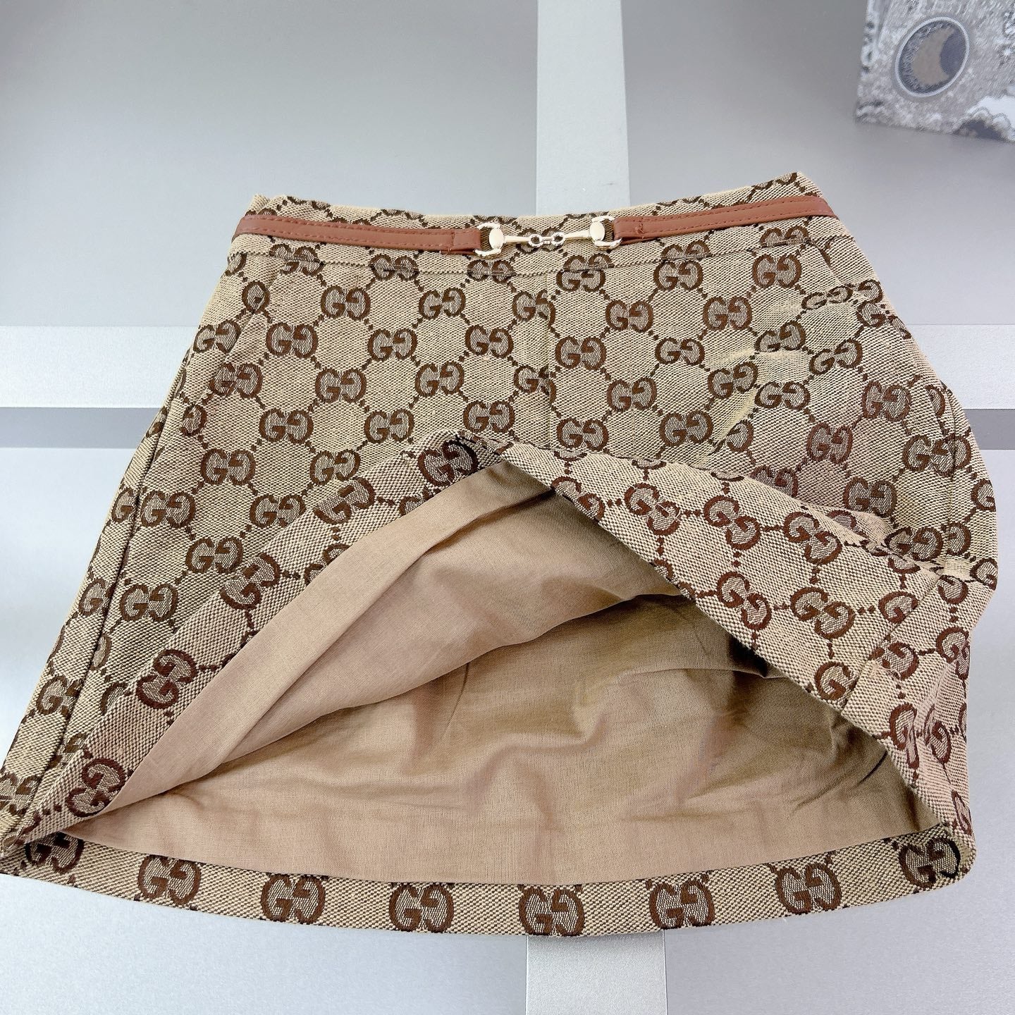 Girls' skirt suit