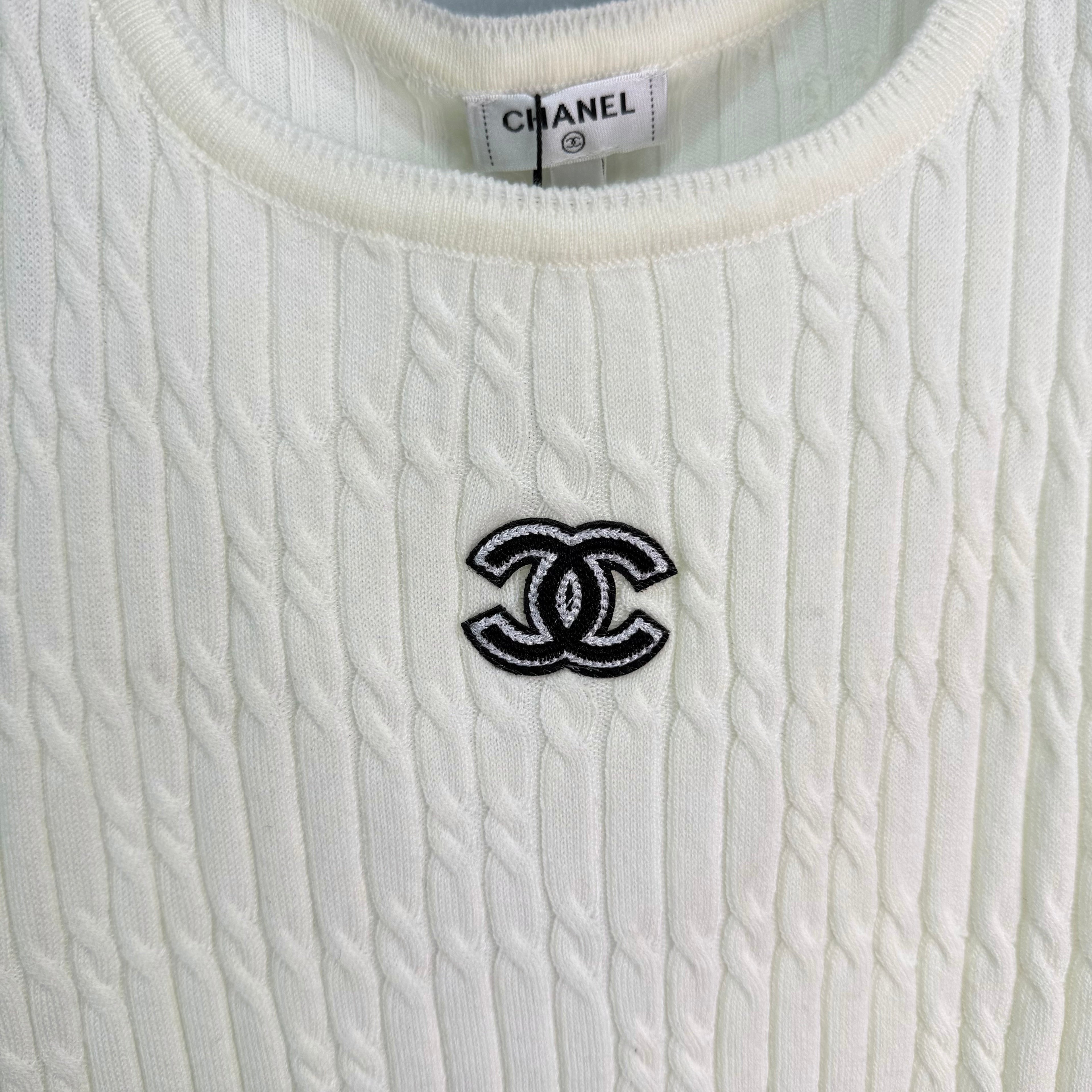 Classic Knit Vest