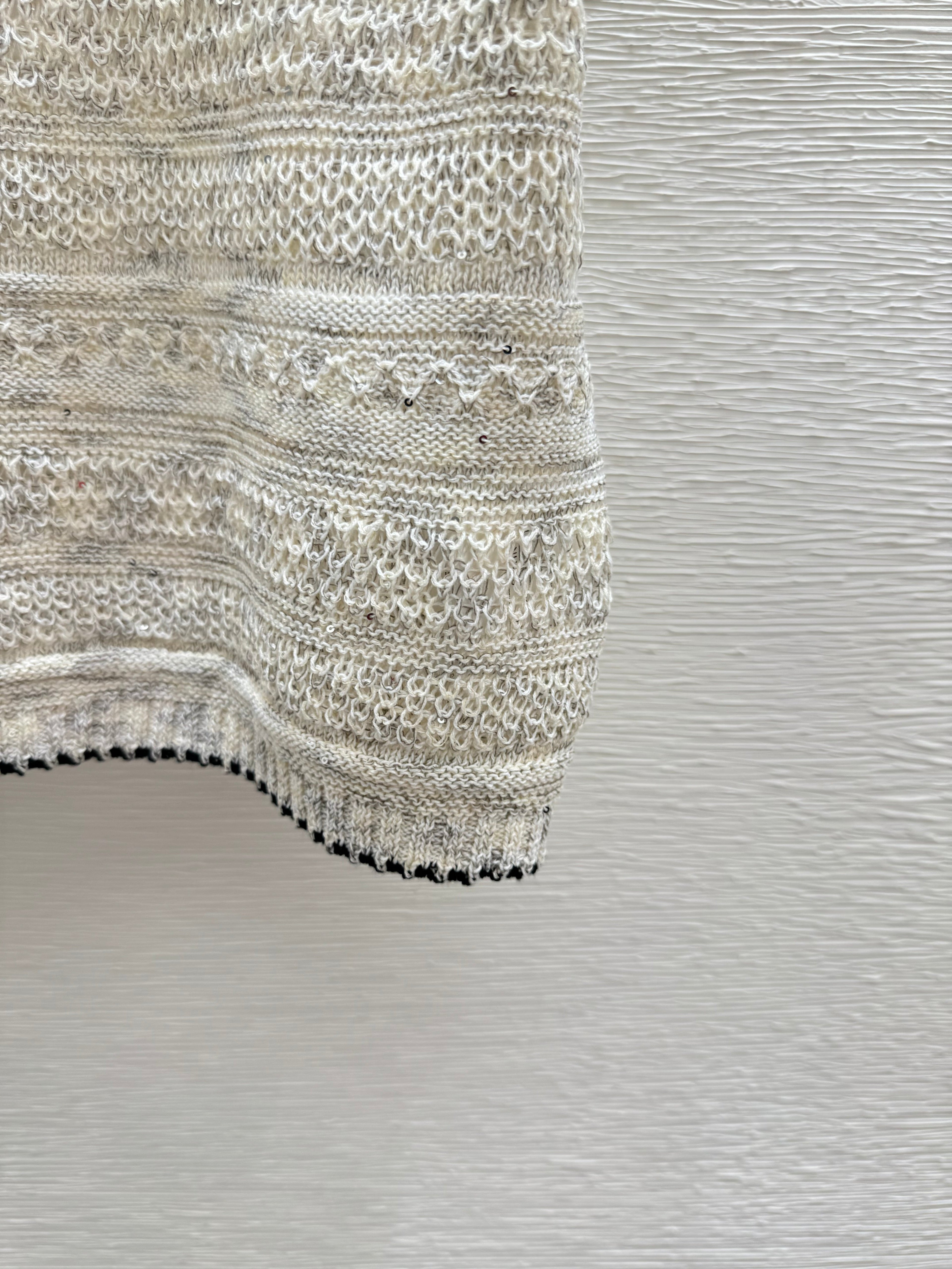 Sequined Crew Neck Knit Short Sleeve