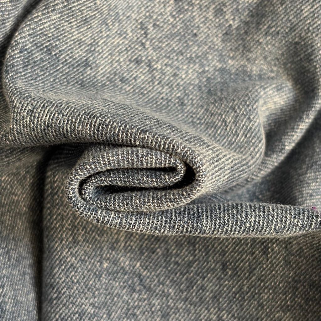Multi-pocket, drawstring, fitted waist, lapel, long-sleeved denim jacket