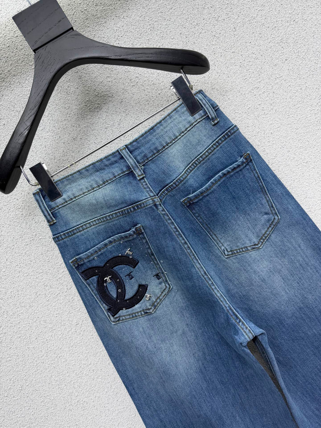 Rhinestone-embellished straight-leg wide-leg jeans