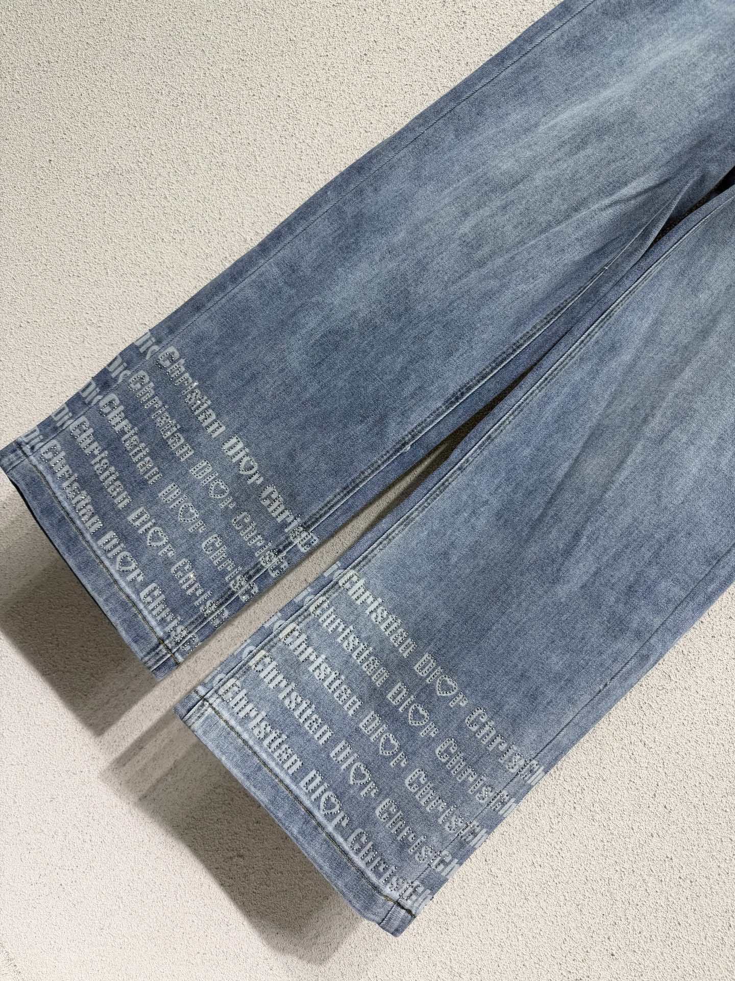 Logo straight-leg wide-leg jeans