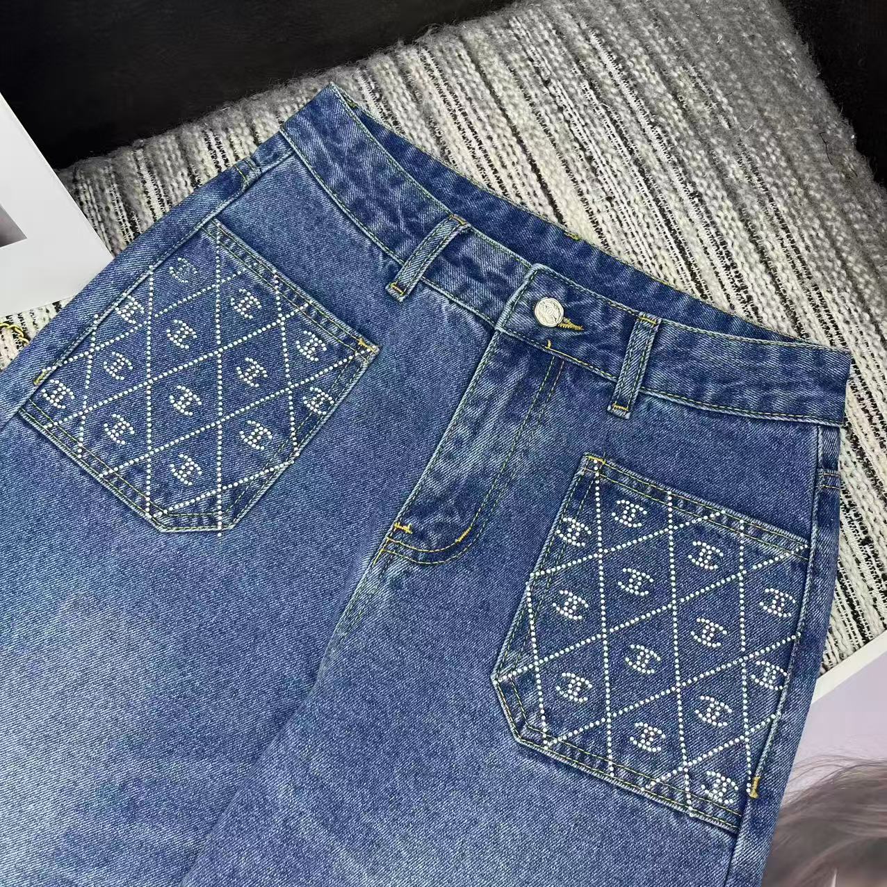 Logo straight-leg wide-leg jeans