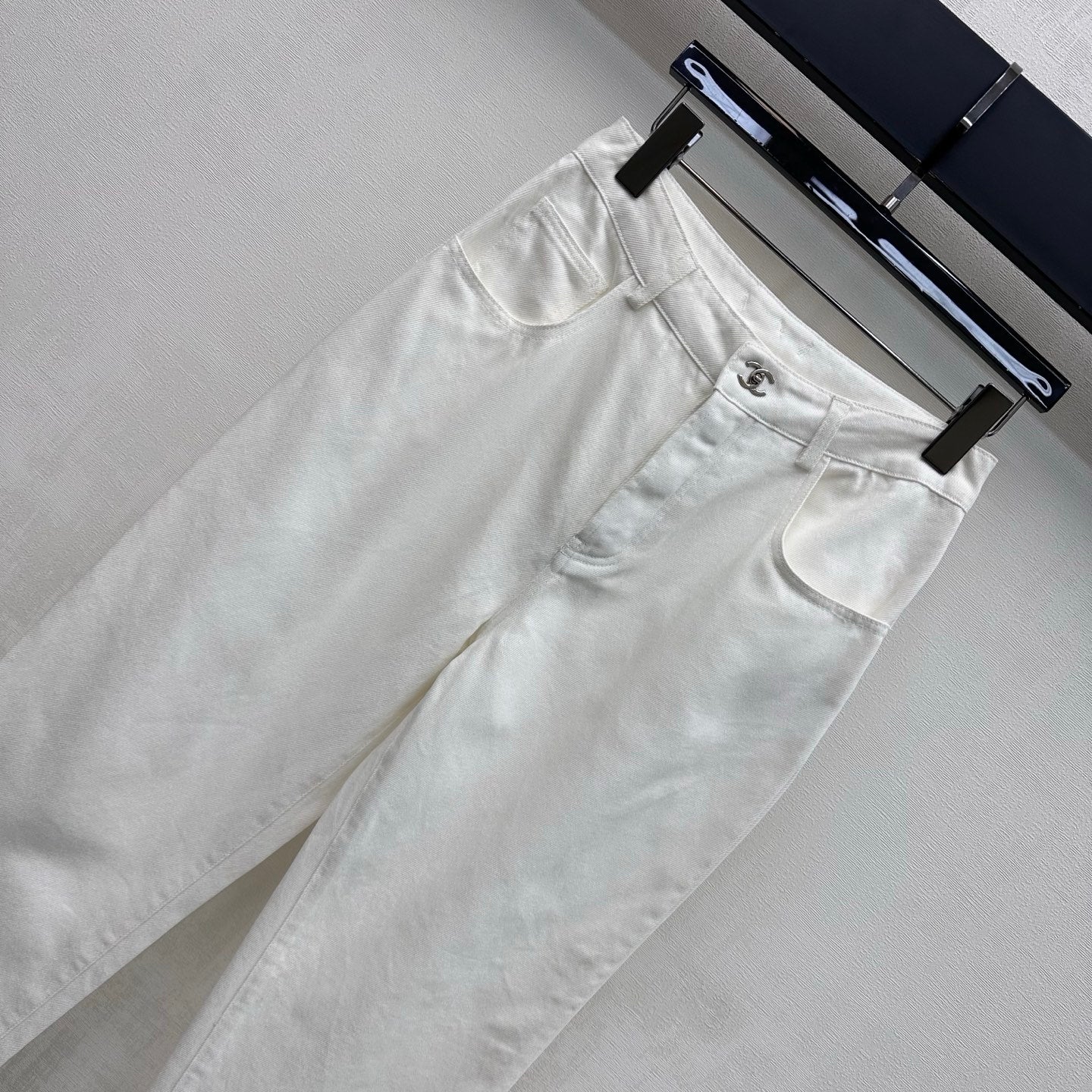 Embroidered Straight-Leg Denim Pants