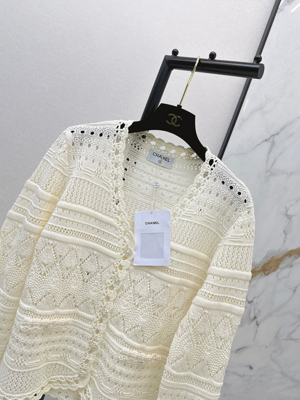 Heavy-duty crochet cardigan