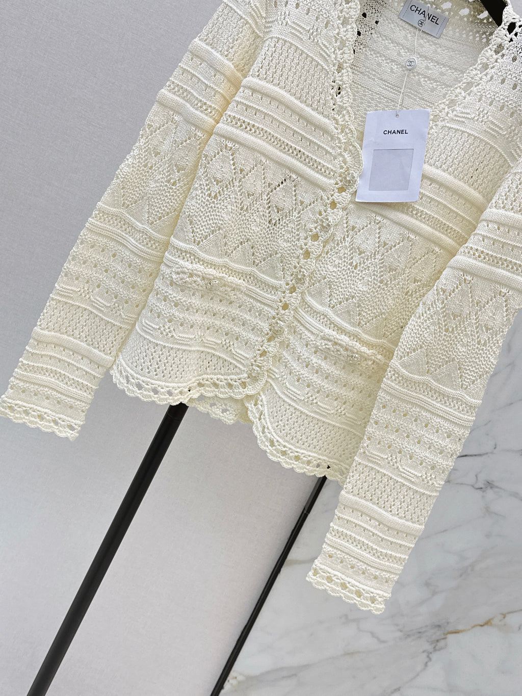 Heavy-duty crochet cardigan