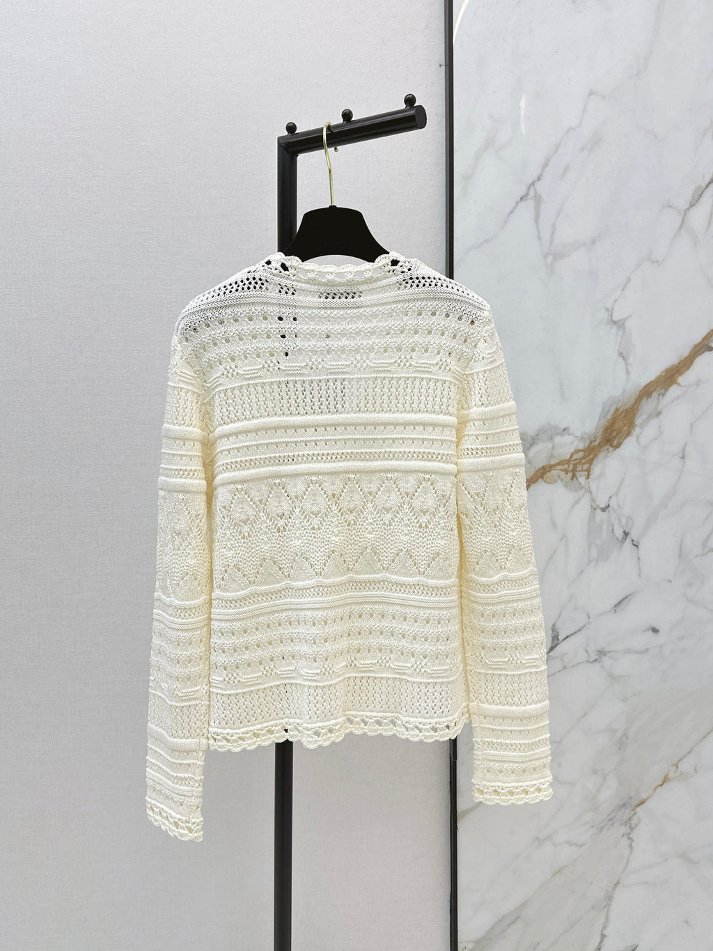 Heavy-duty crochet cardigan