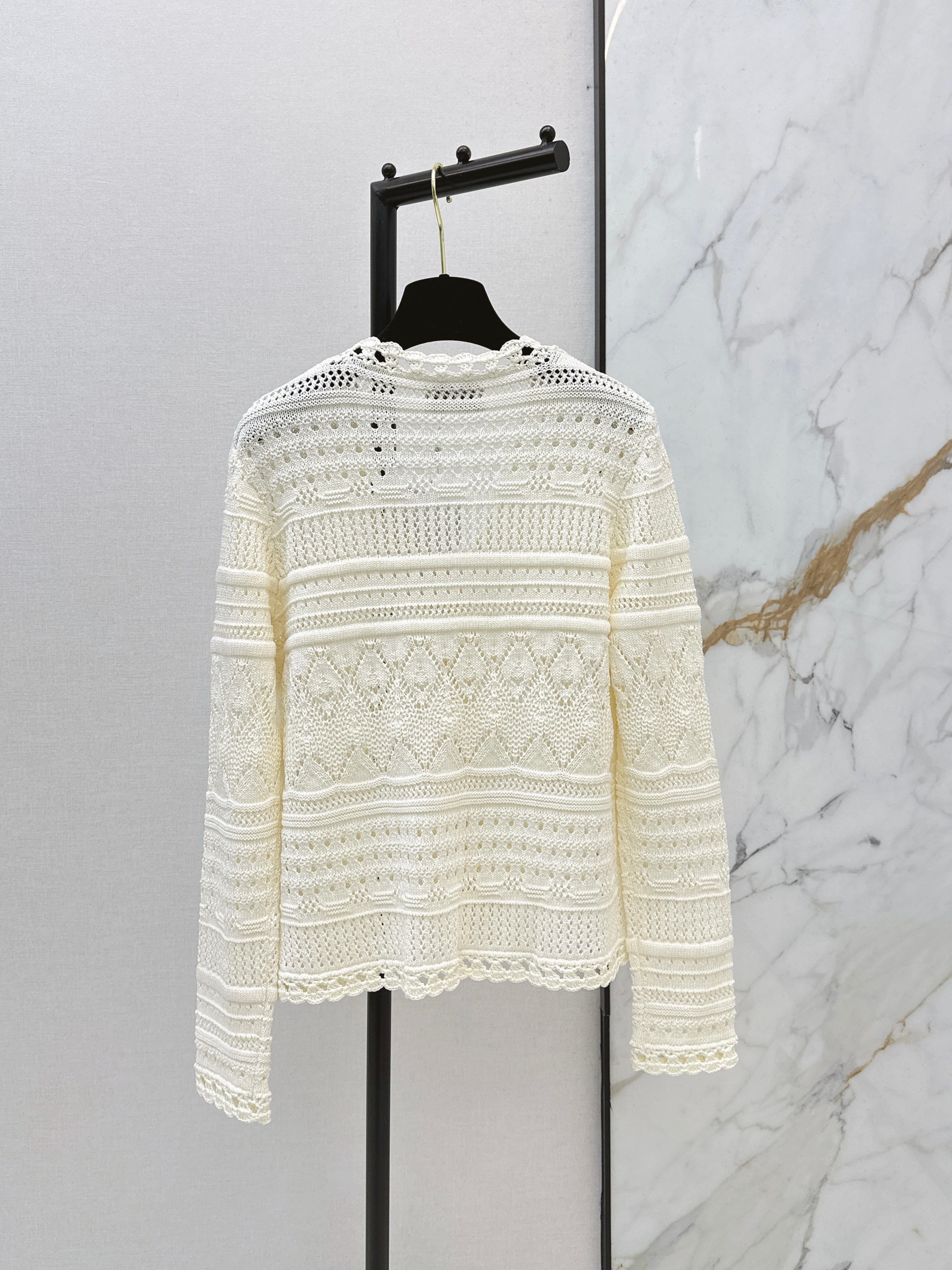 Heavy-duty crochet cardigan