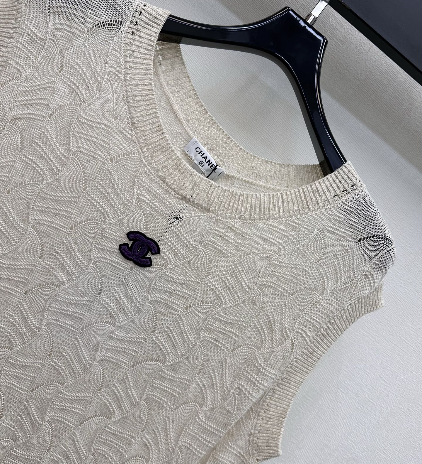 Embroidered Knit Vest