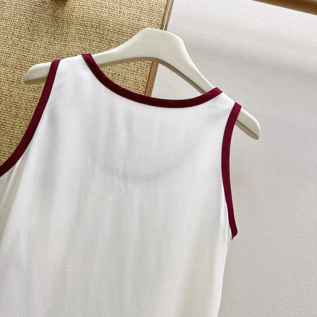 Burgundy color-blocked crew neck sleeveless vest