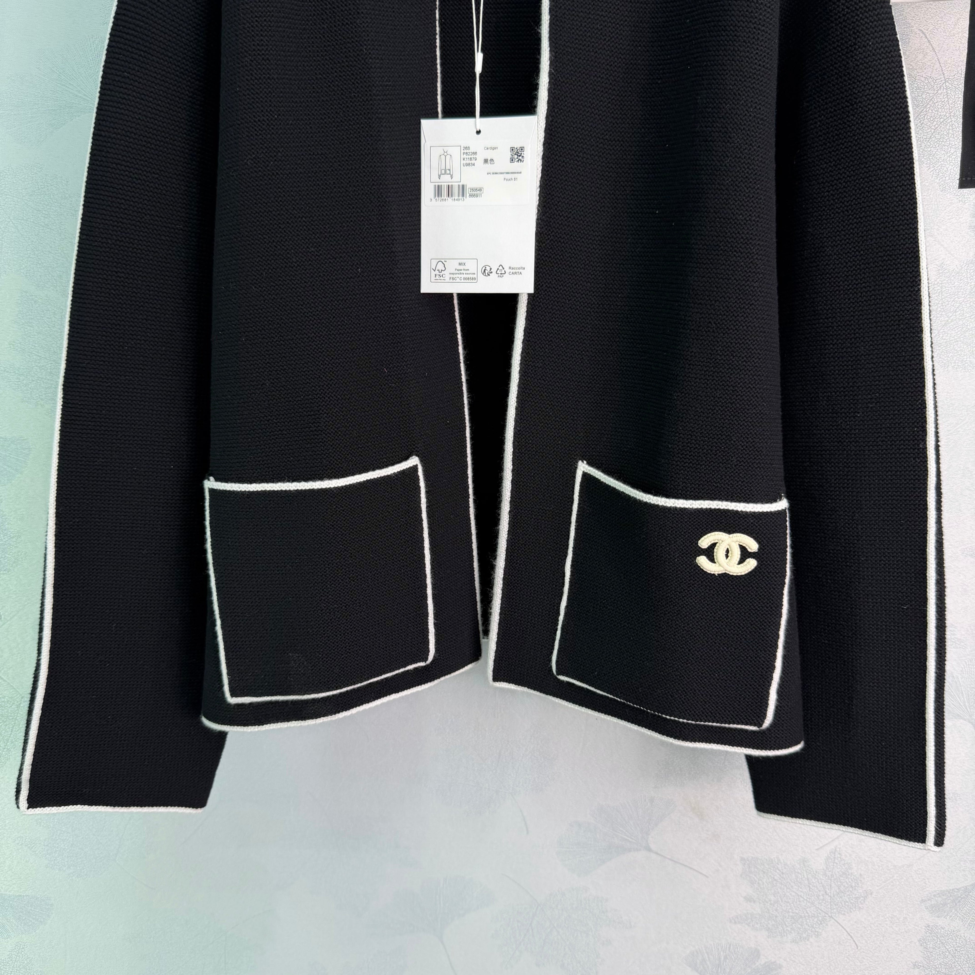 Embroidered Knit Cardigan