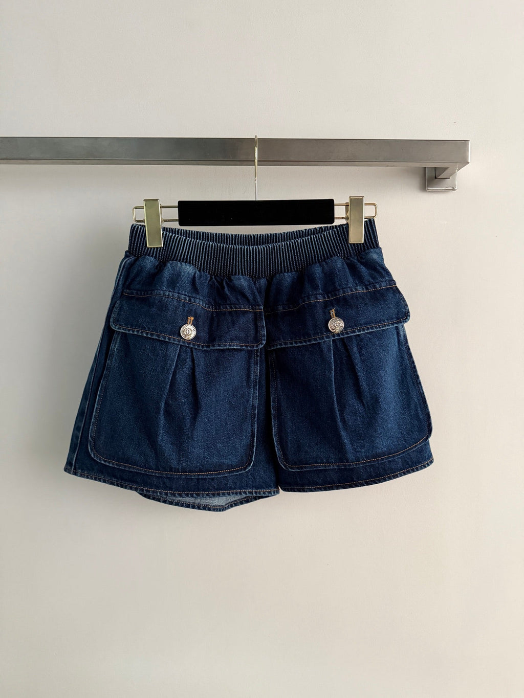 Workwear-style shorts