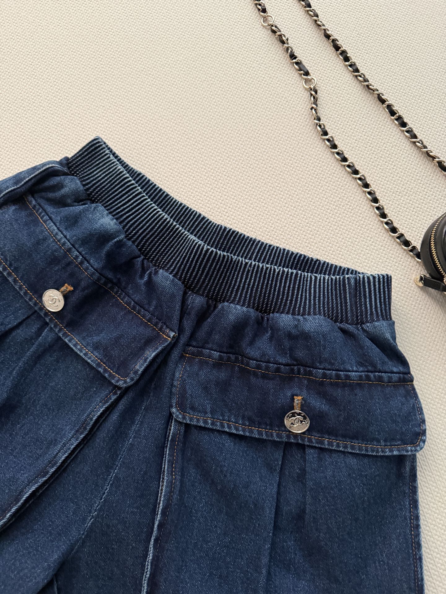Workwear-style shorts