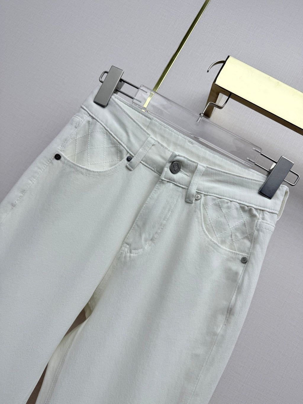Versatile Flared Jeans