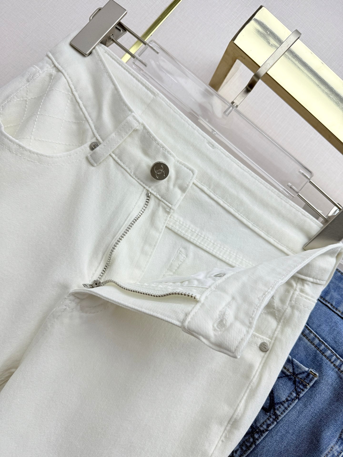 Versatile Flared Jeans