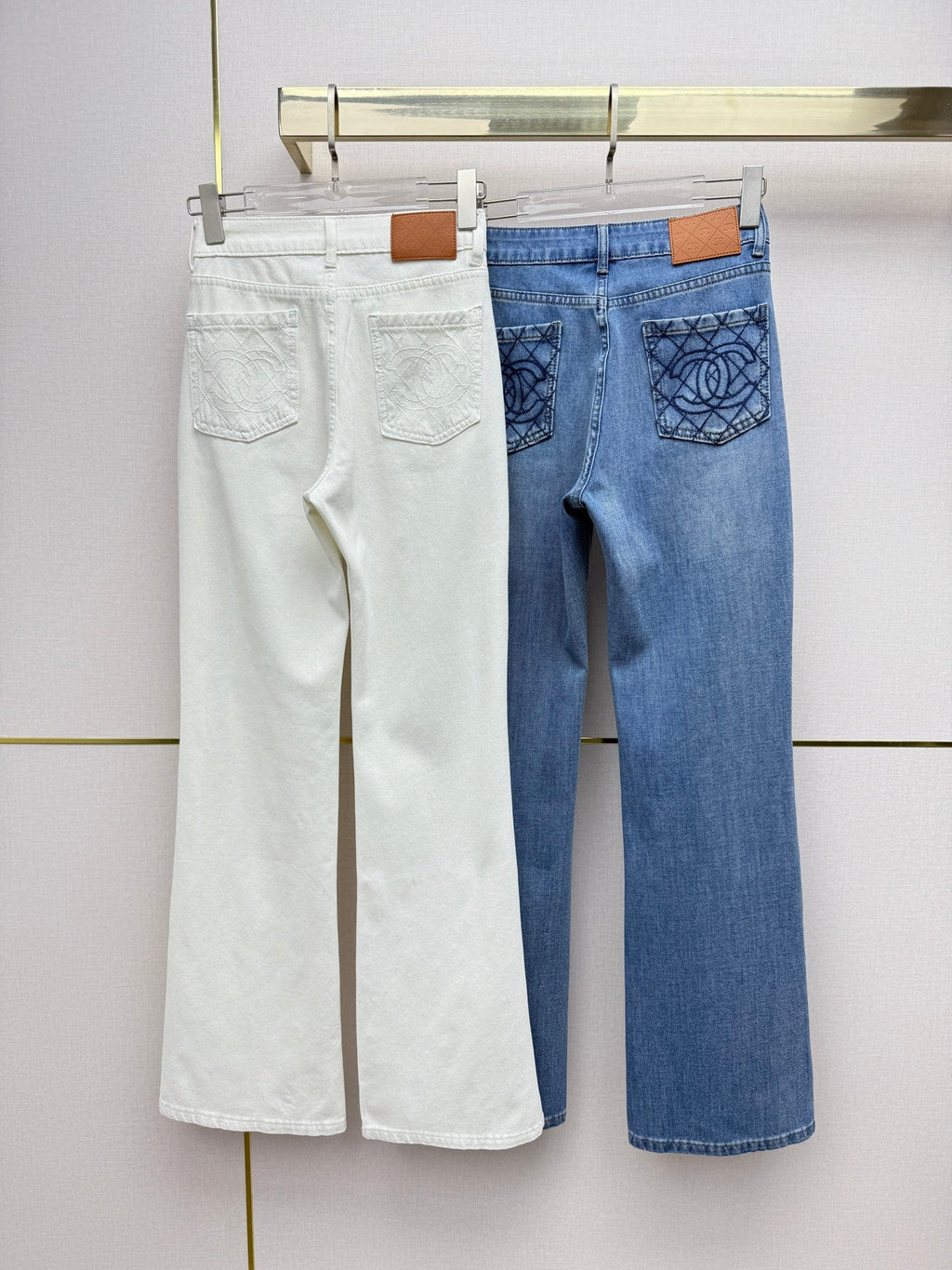 Versatile Flared Jeans