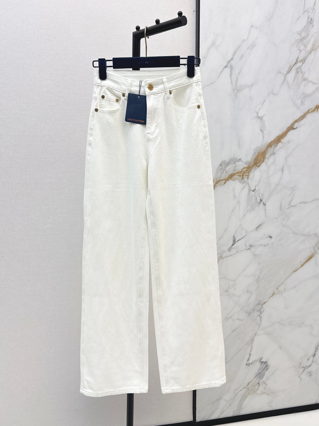 Straight-Leg Jeans