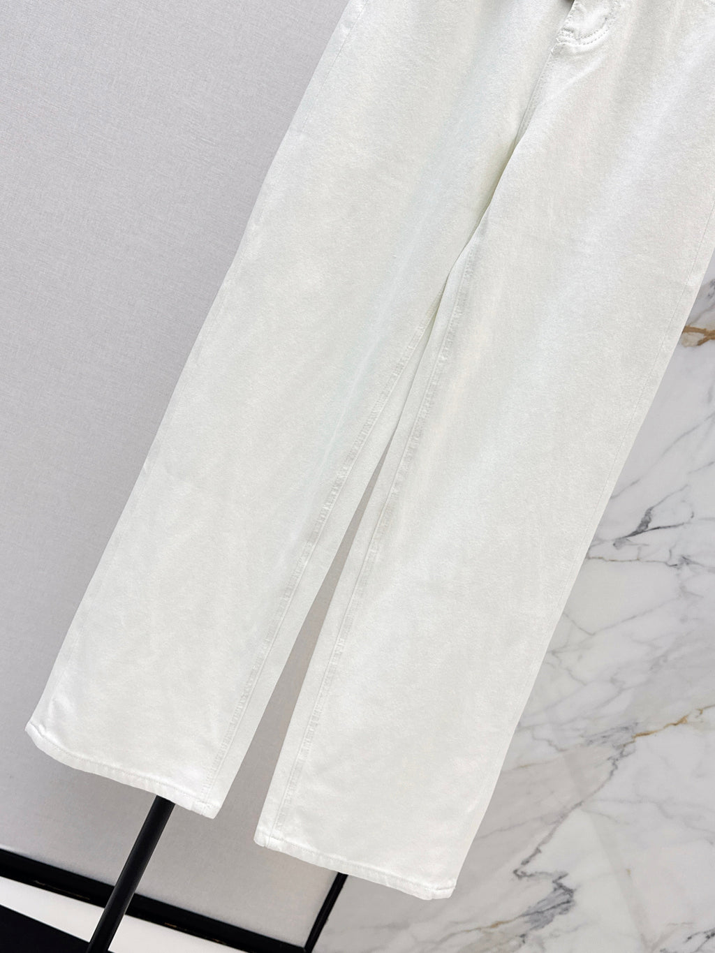 Straight-Leg Jeans