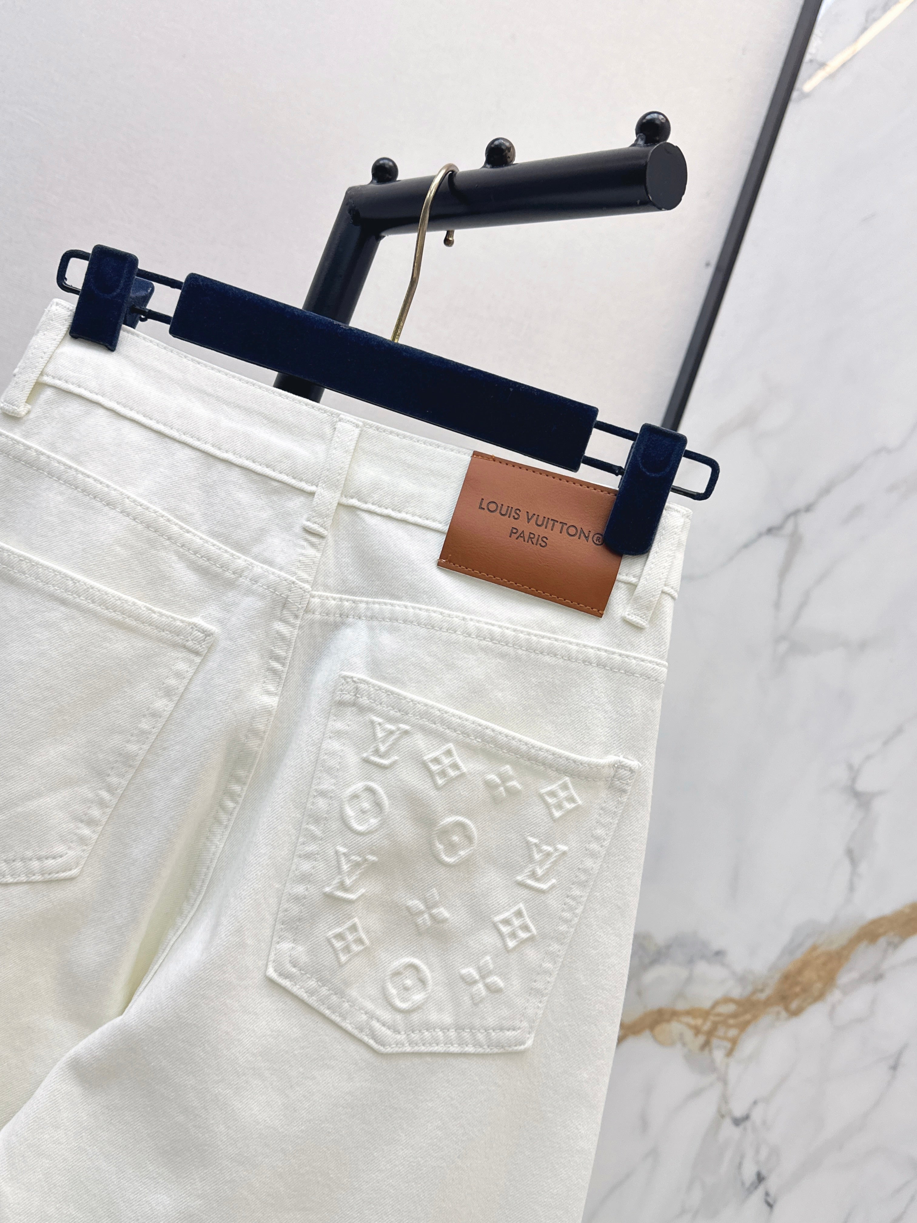 Straight-Leg Jeans