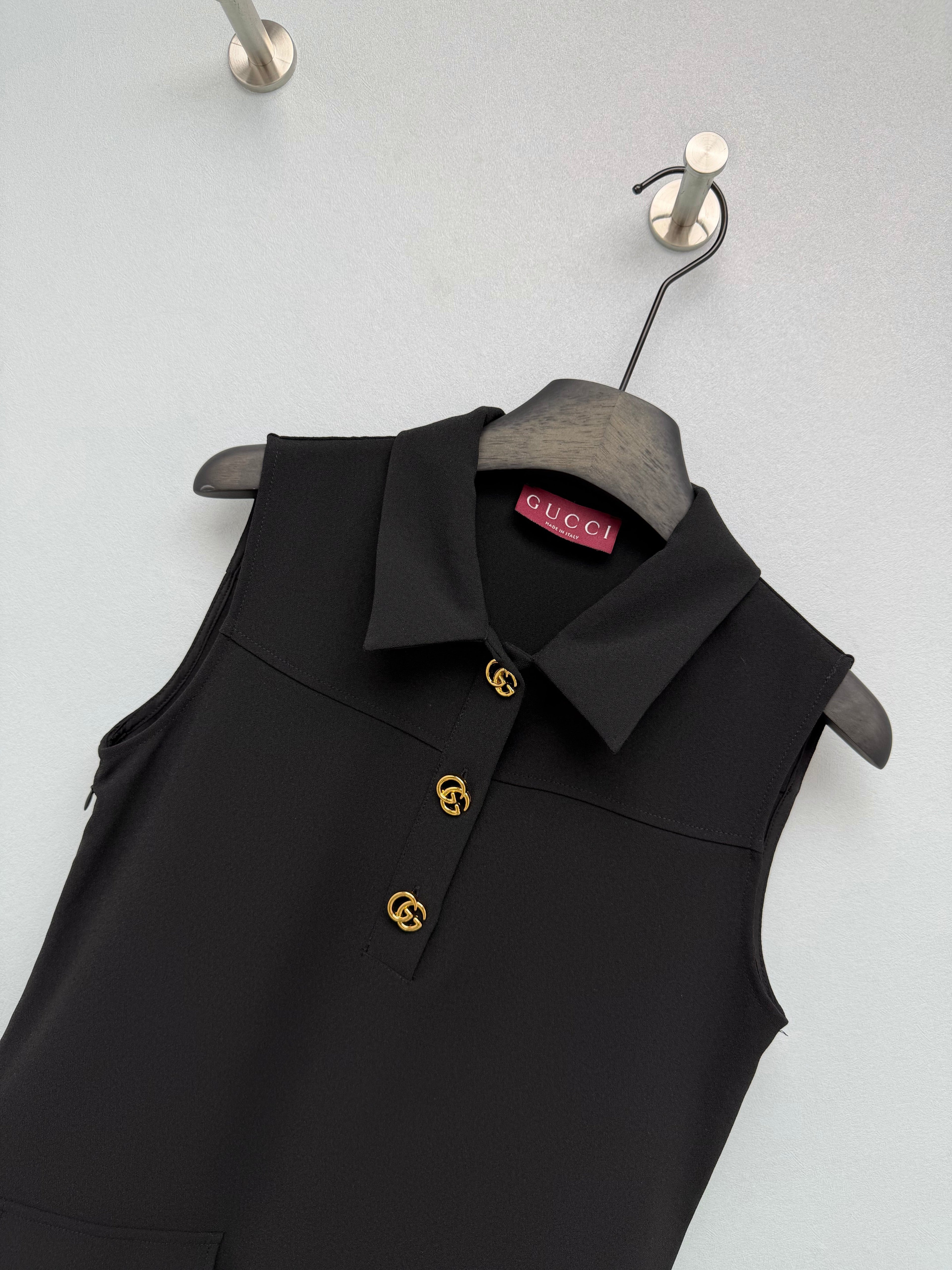 Black Sleeveless Fishtail Dress