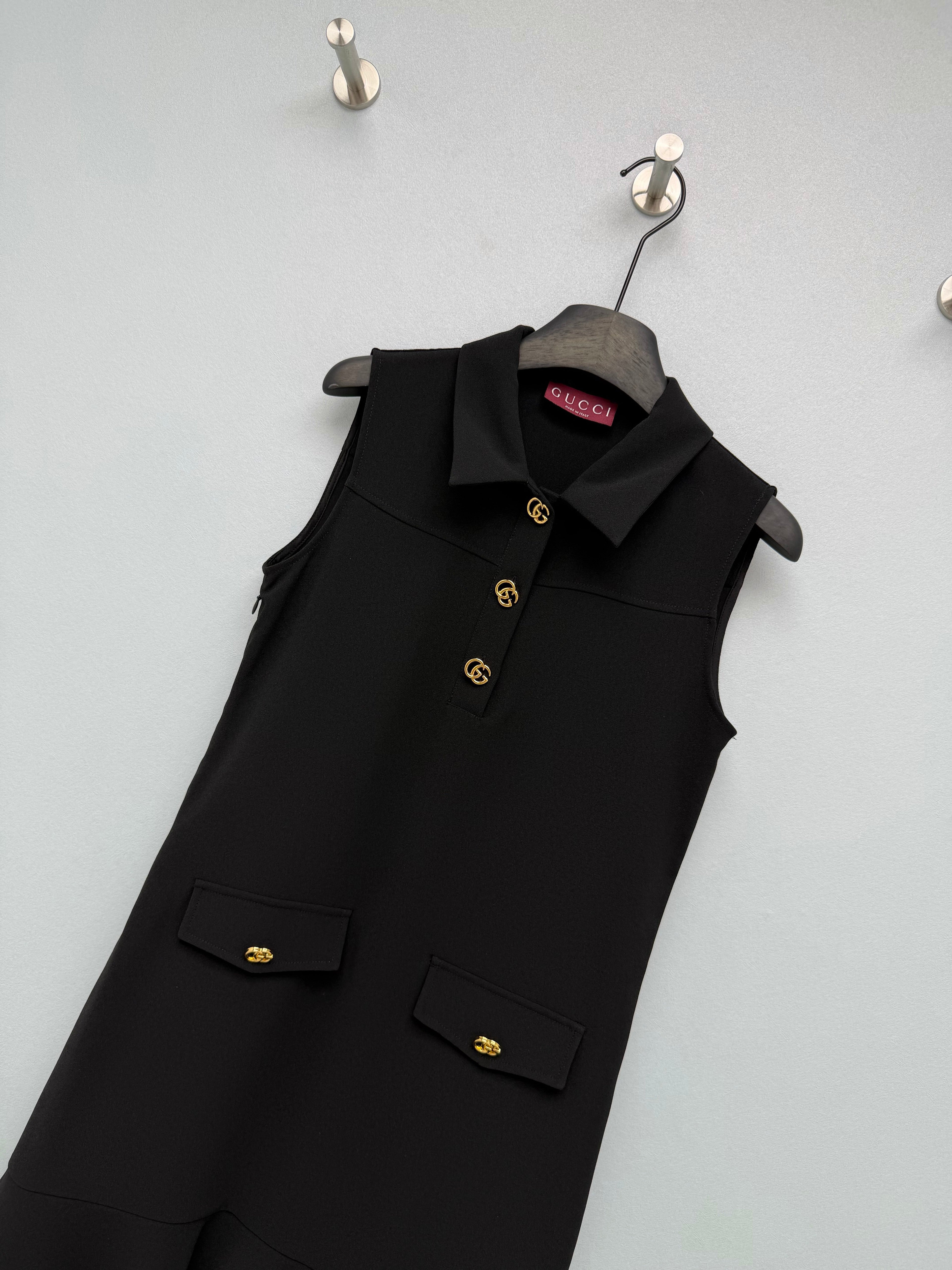 Black Sleeveless Fishtail Dress