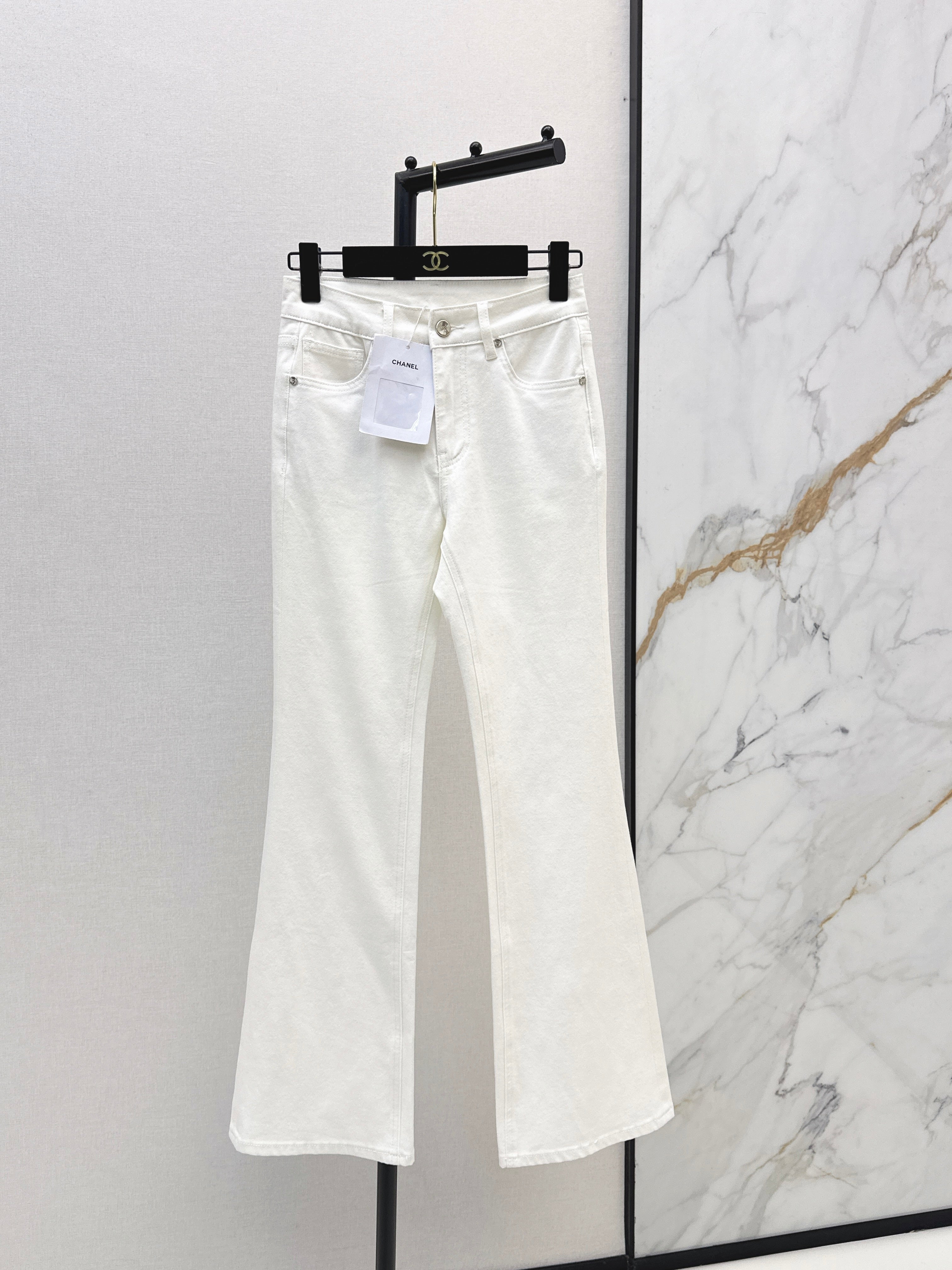 Slim-Fit Flared Jeans