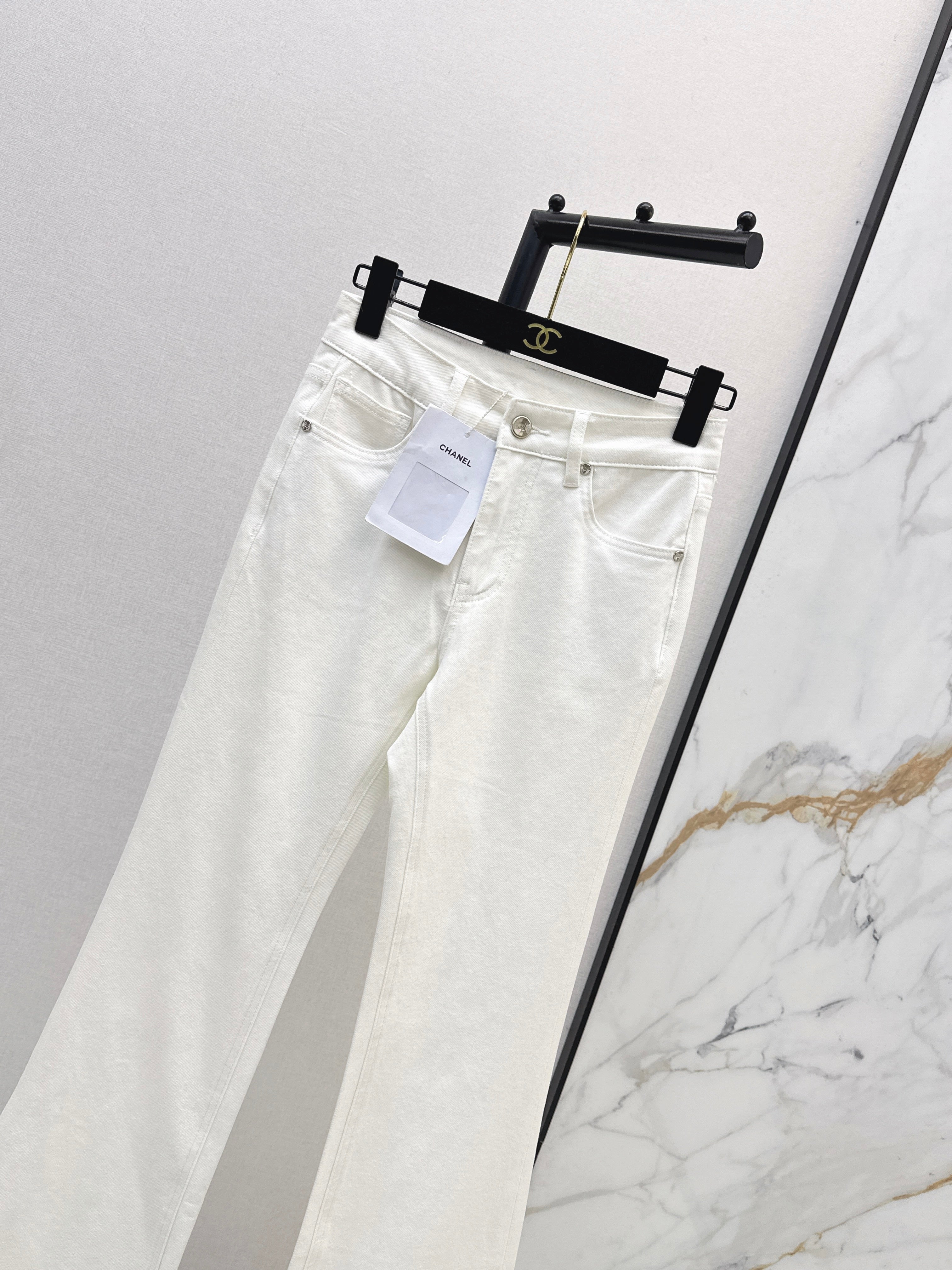 Slim-Fit Flared Jeans