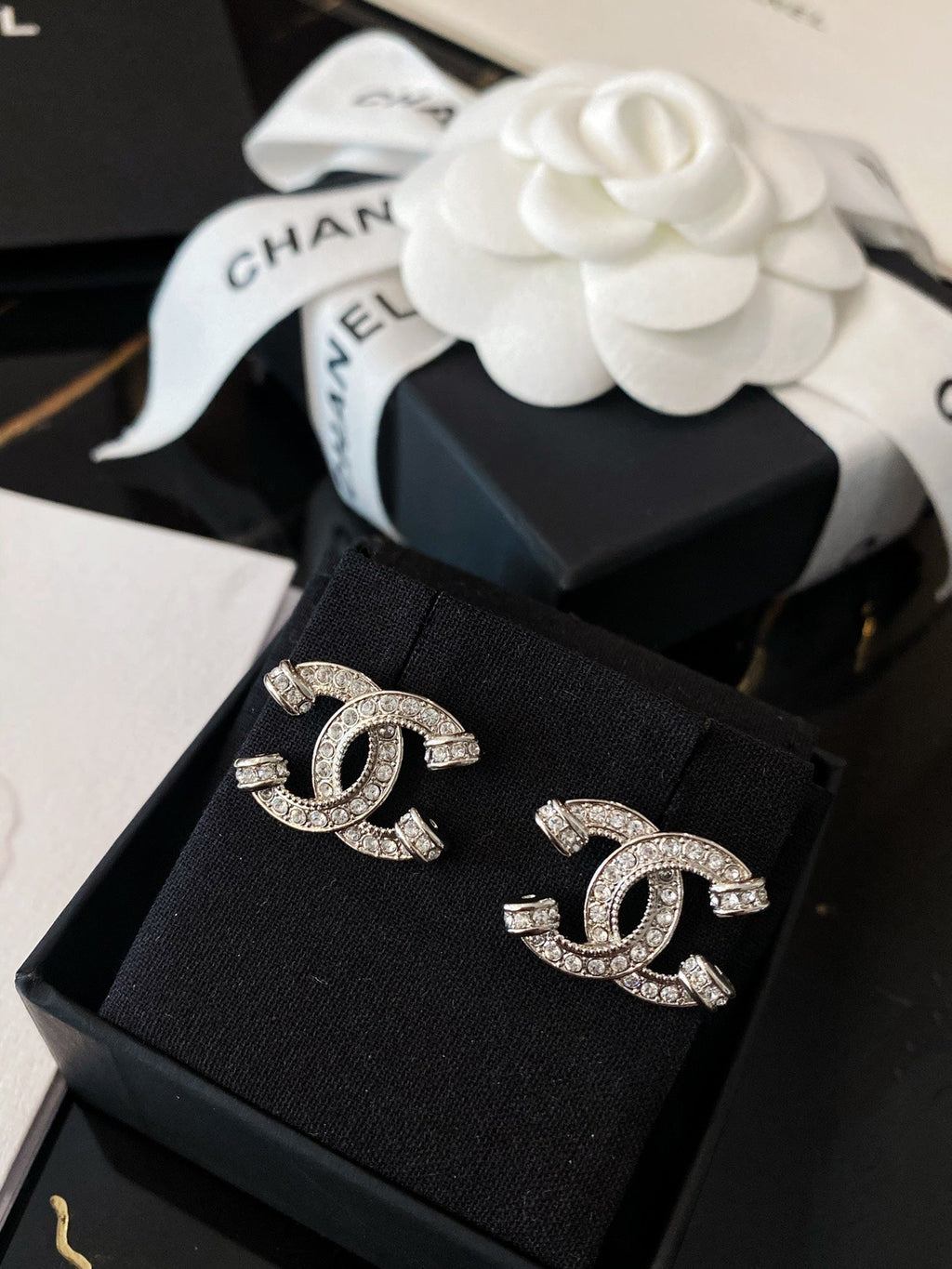 Crystal full diamond earrings