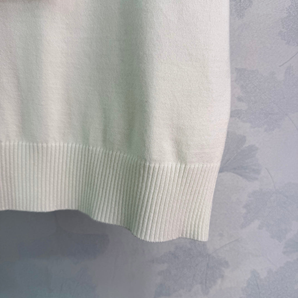 26  New Short-Sleeve Knit Top