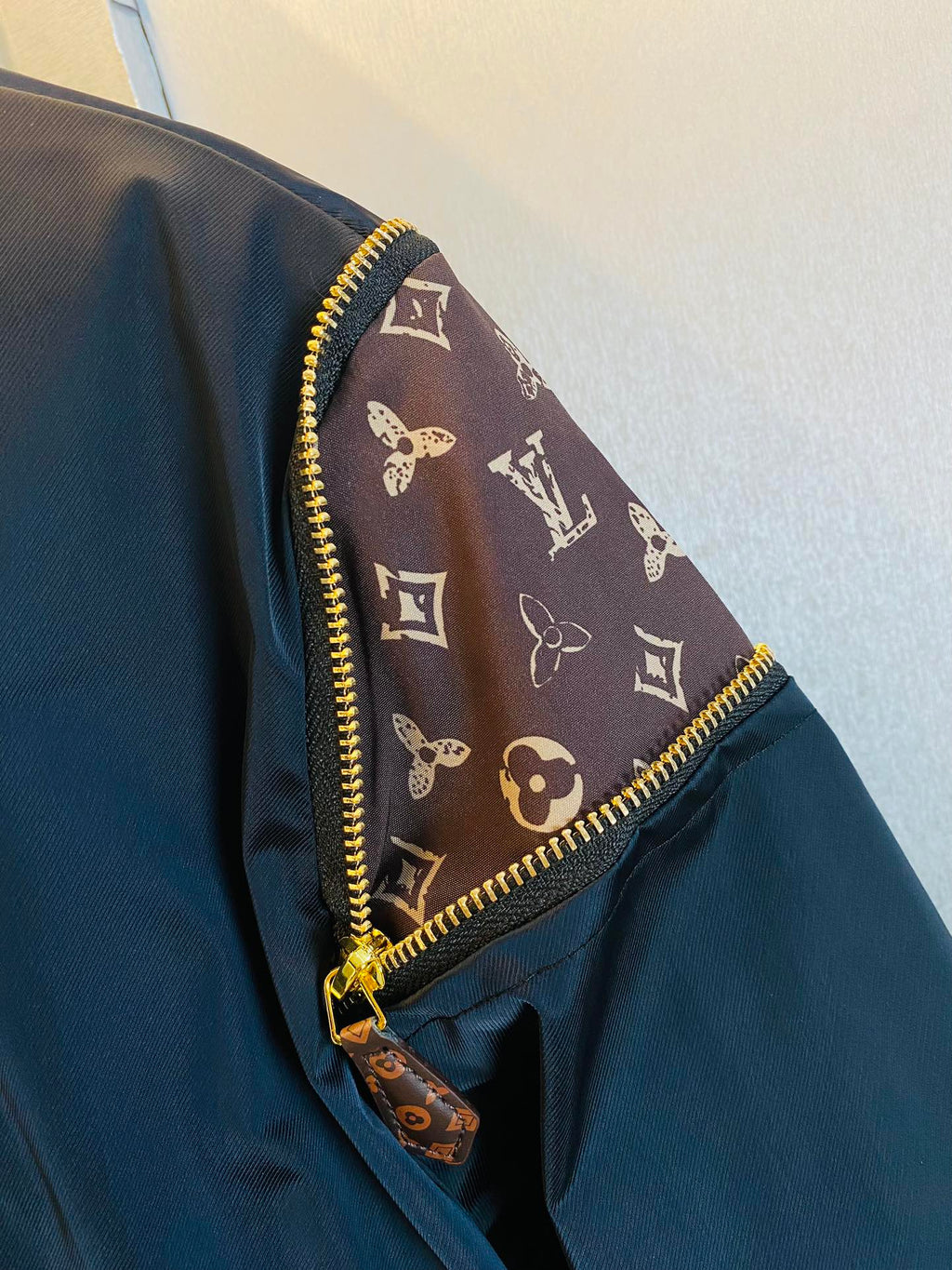 Outerwear, jacket, windproof coat