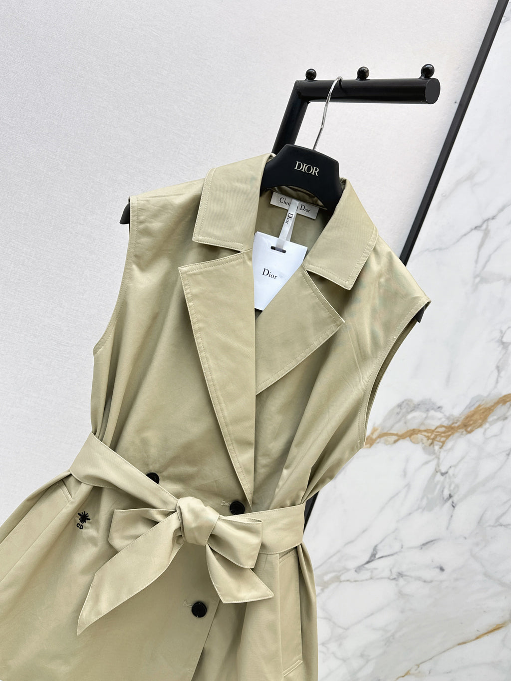 Flower bud design trench coat vest