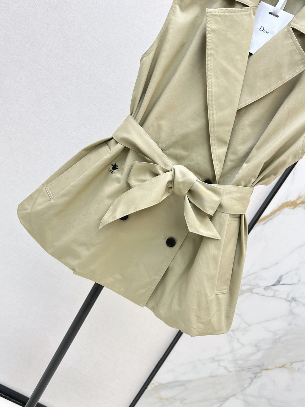 Flower bud design trench coat vest