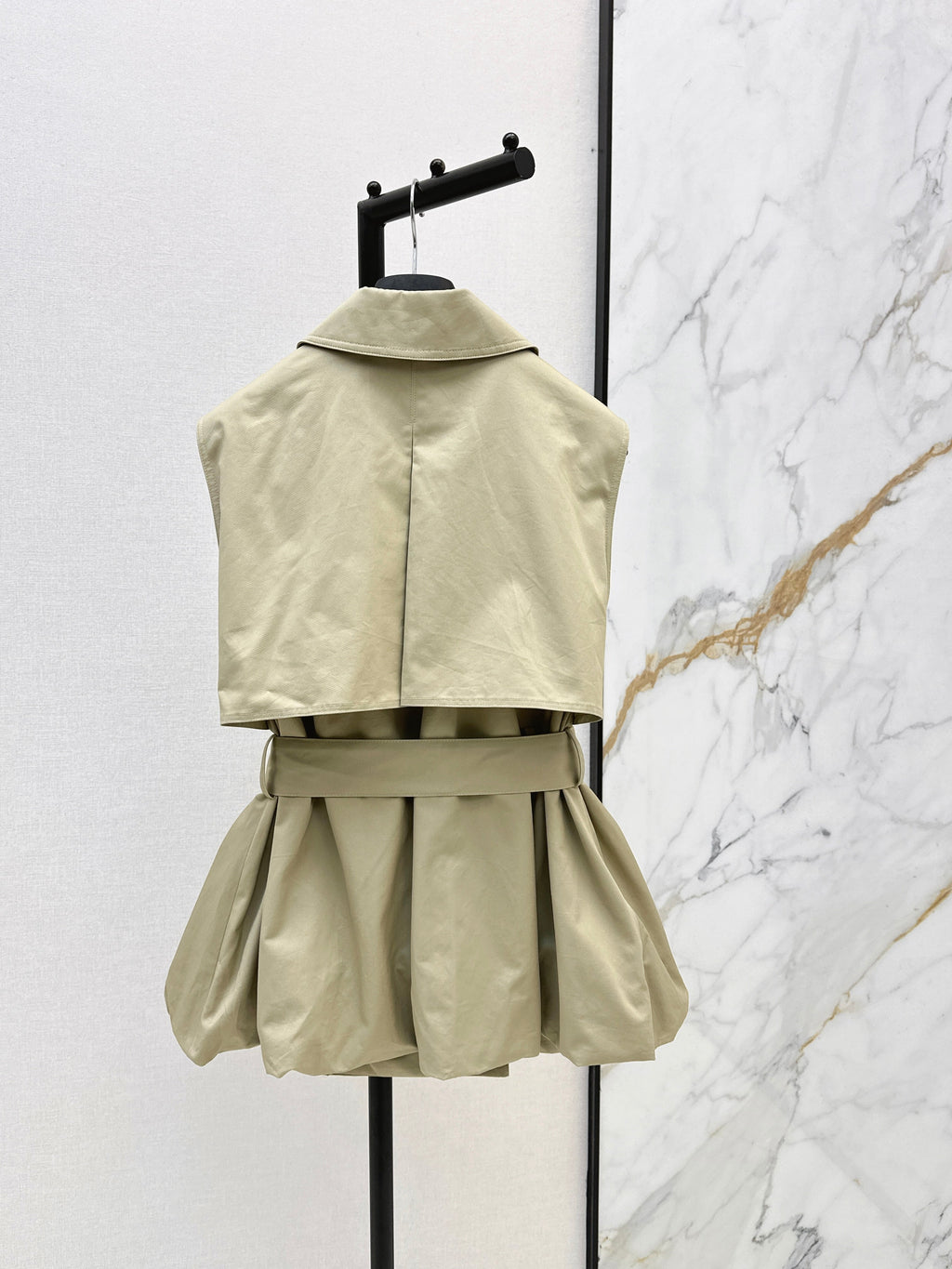 Flower bud design trench coat vest
