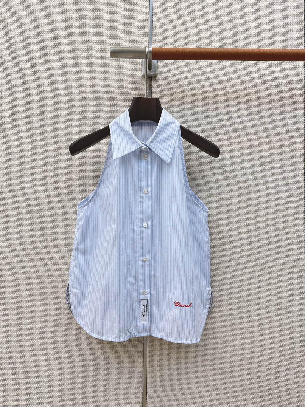 Sleeveless Shirt