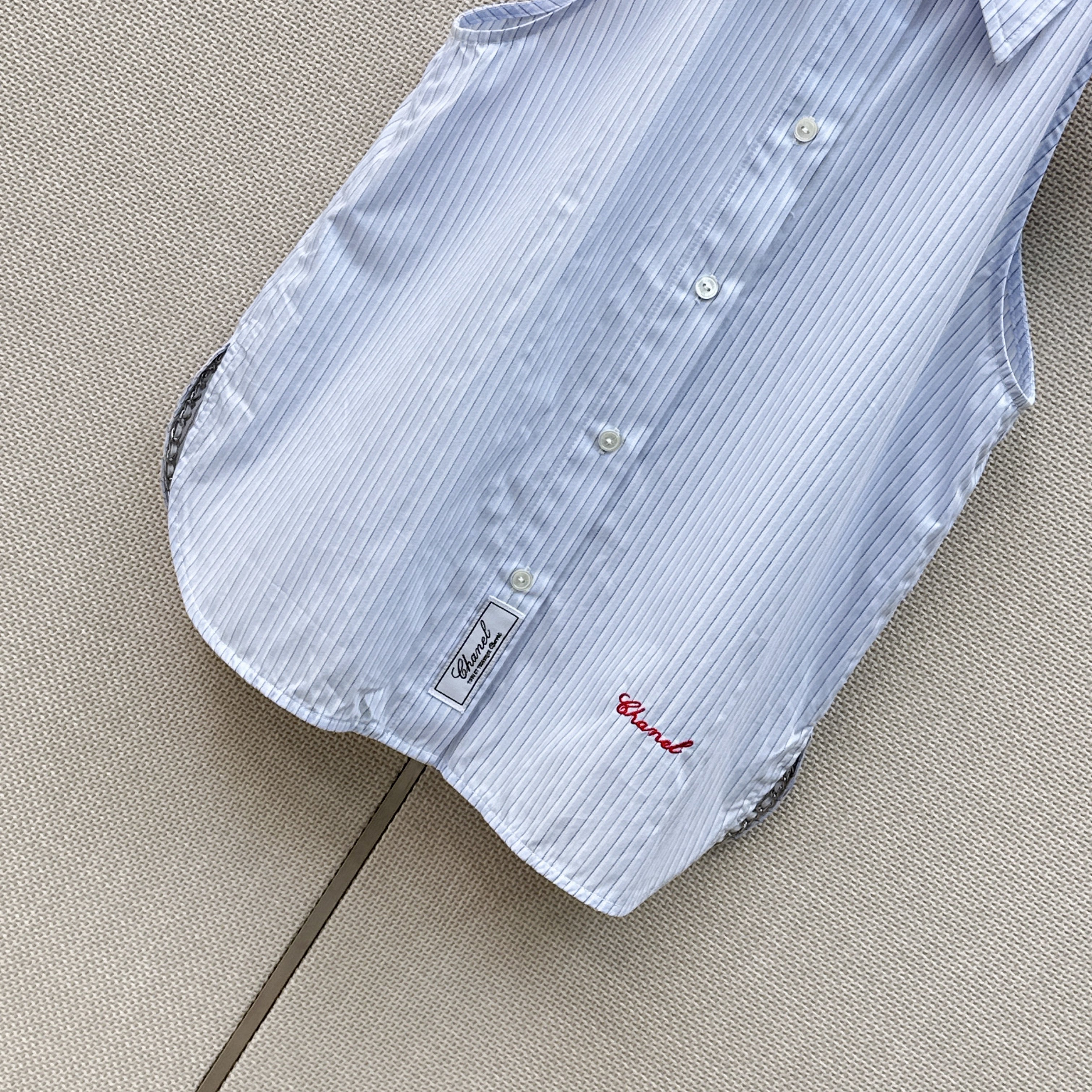 Sleeveless Shirt