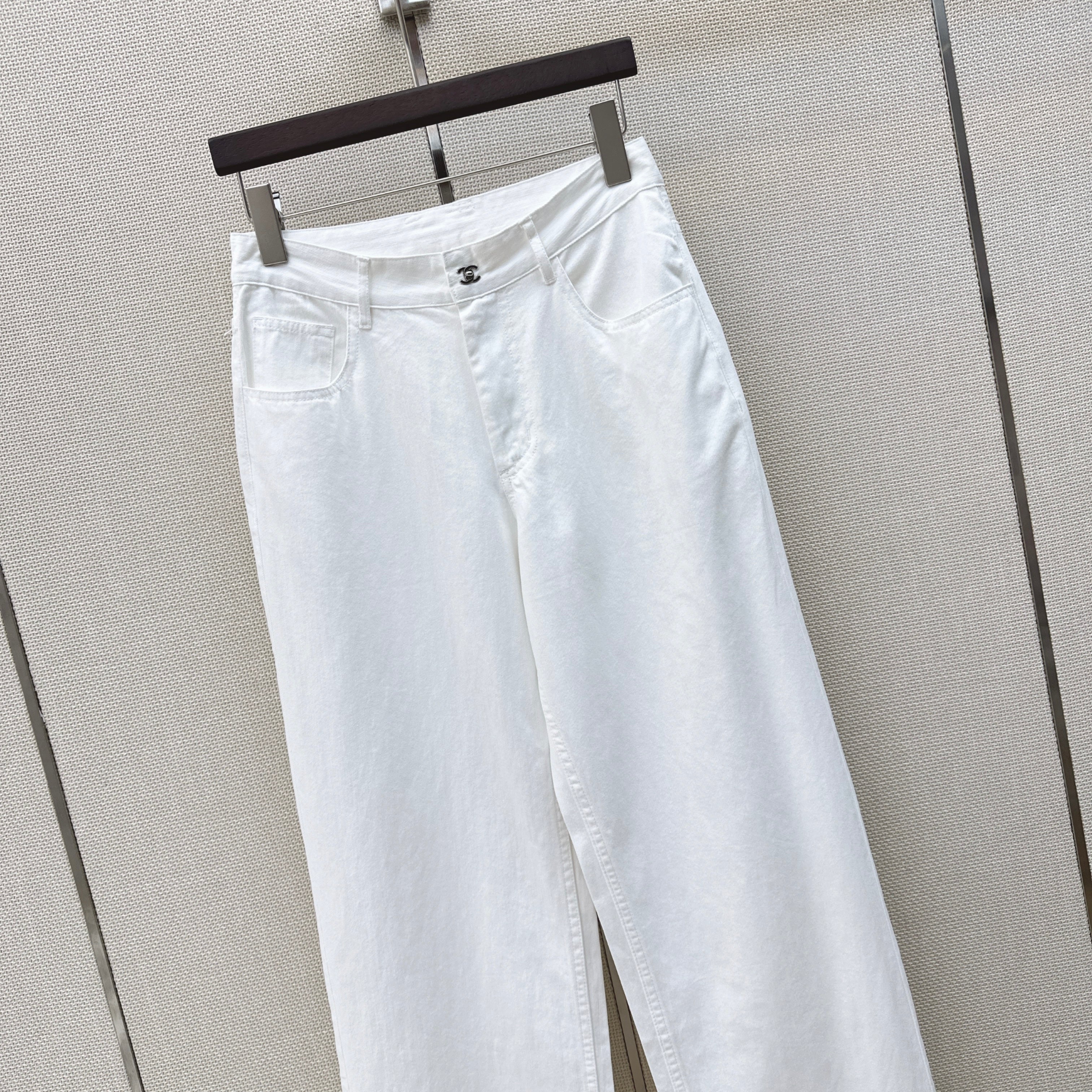 Straight Leg Jeans