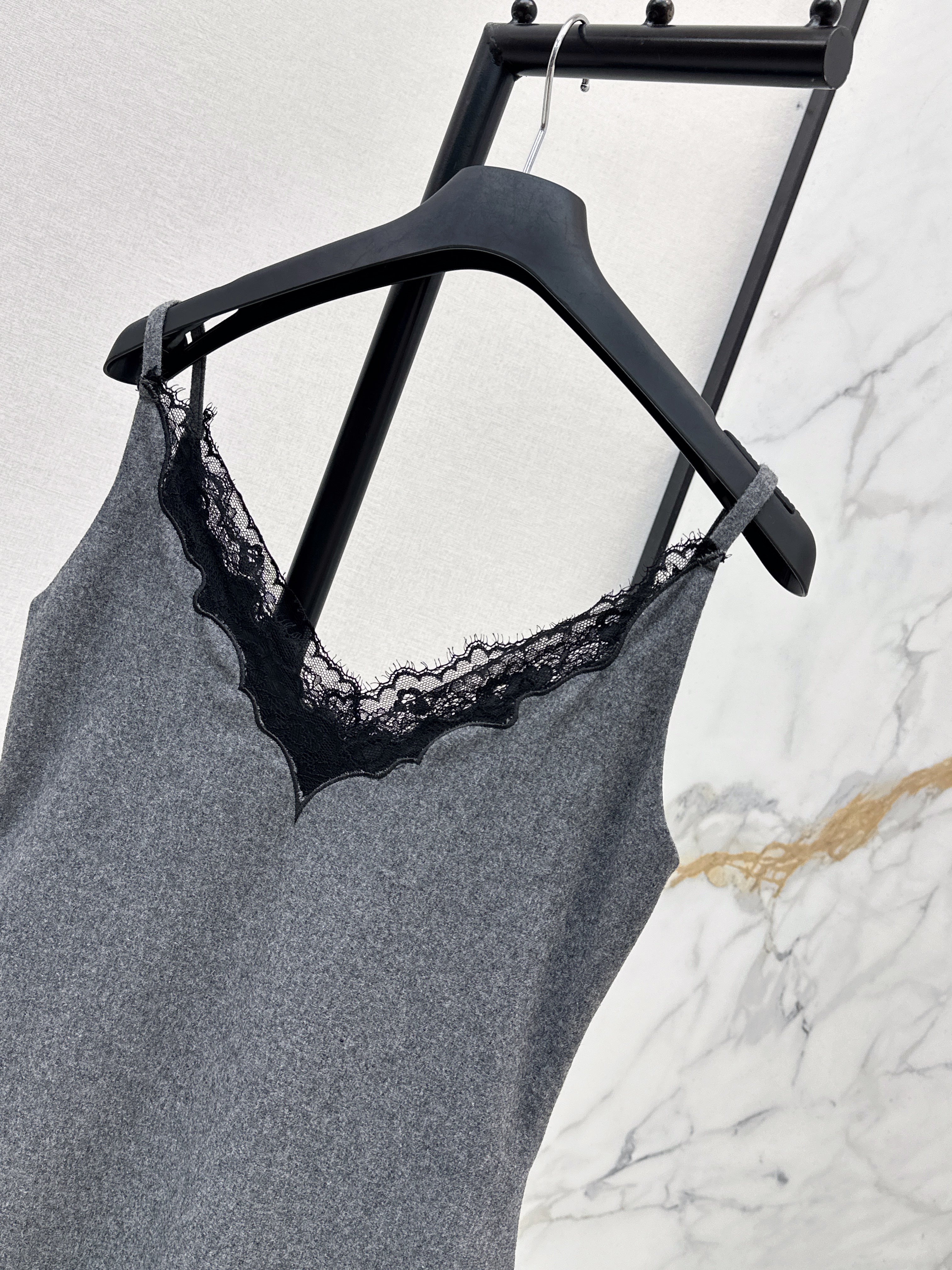 High-end gray patchwork lace slip dress