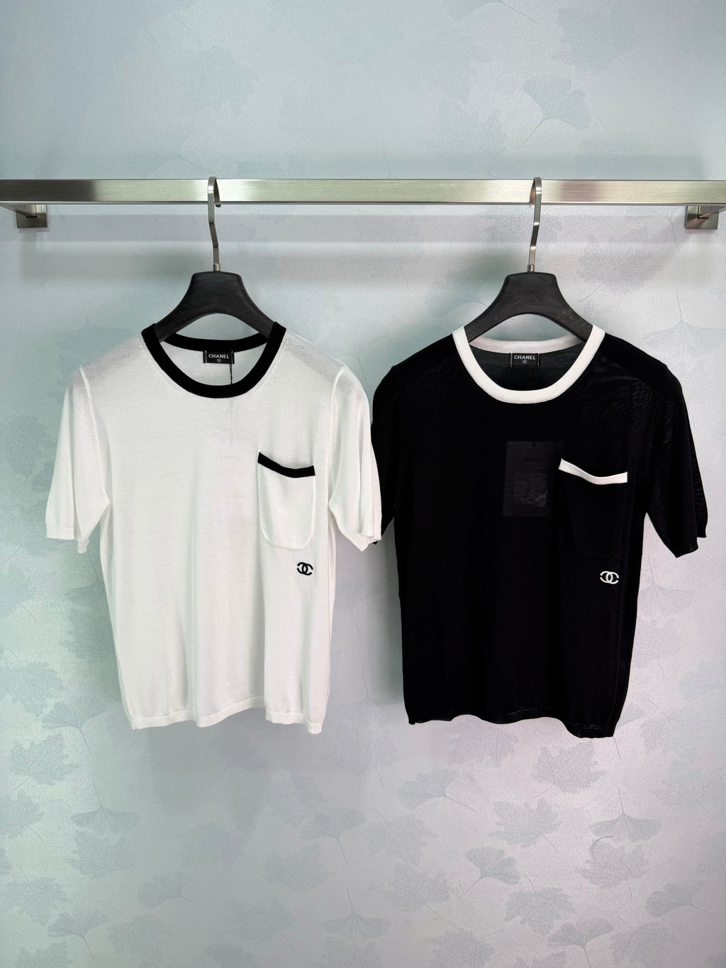 Contrast-Trim Short-Sleeve Top