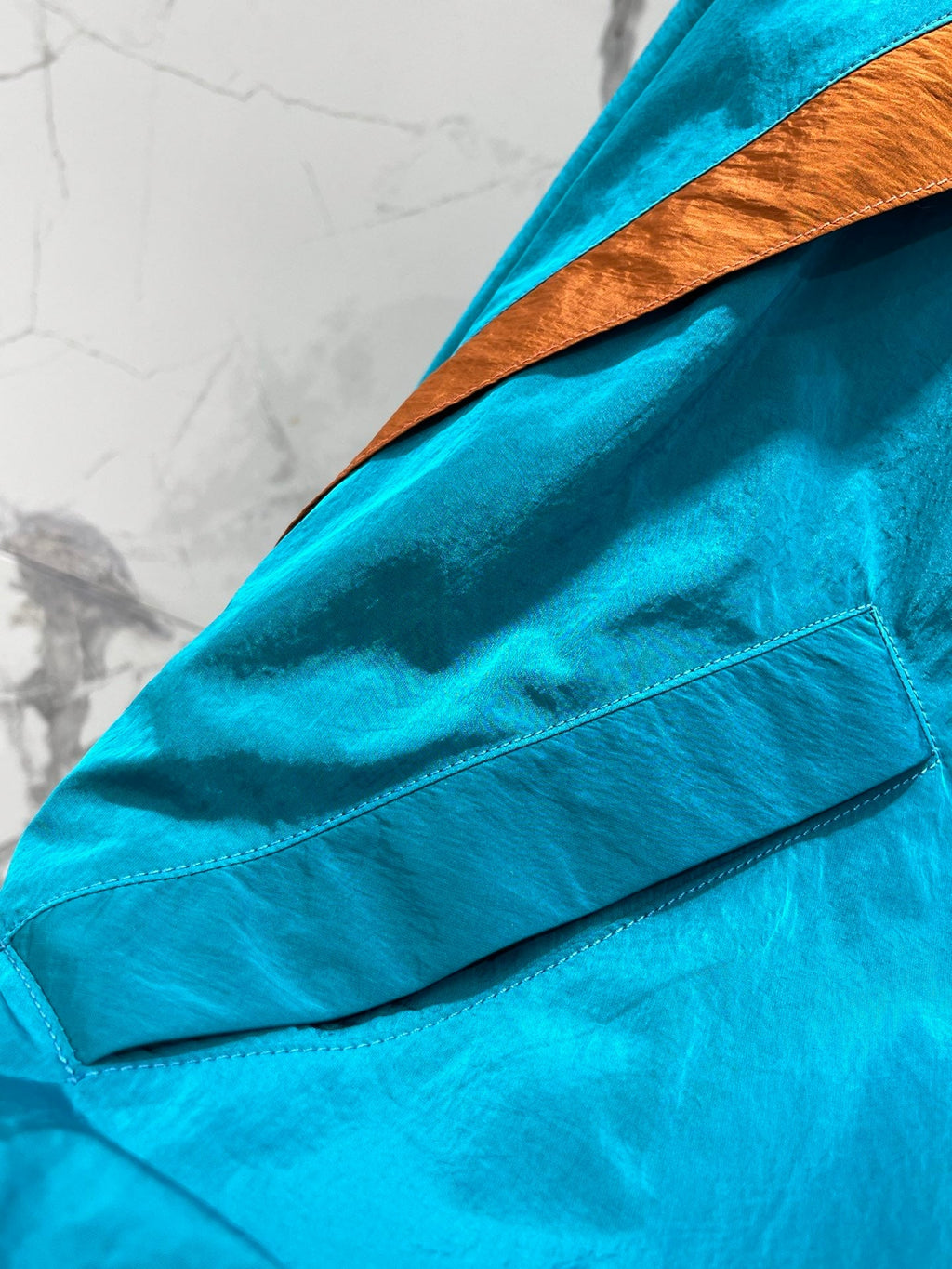 Stand-up Collar Color-Blocked Lightweight Jacket