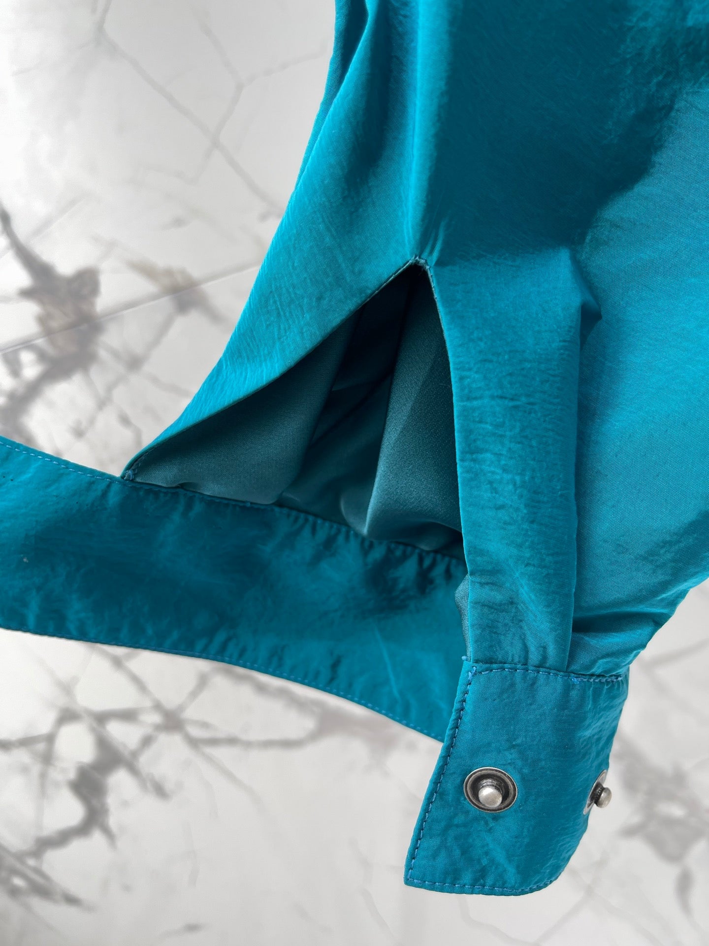 Stand-up Collar Color-Blocked Lightweight Jacket