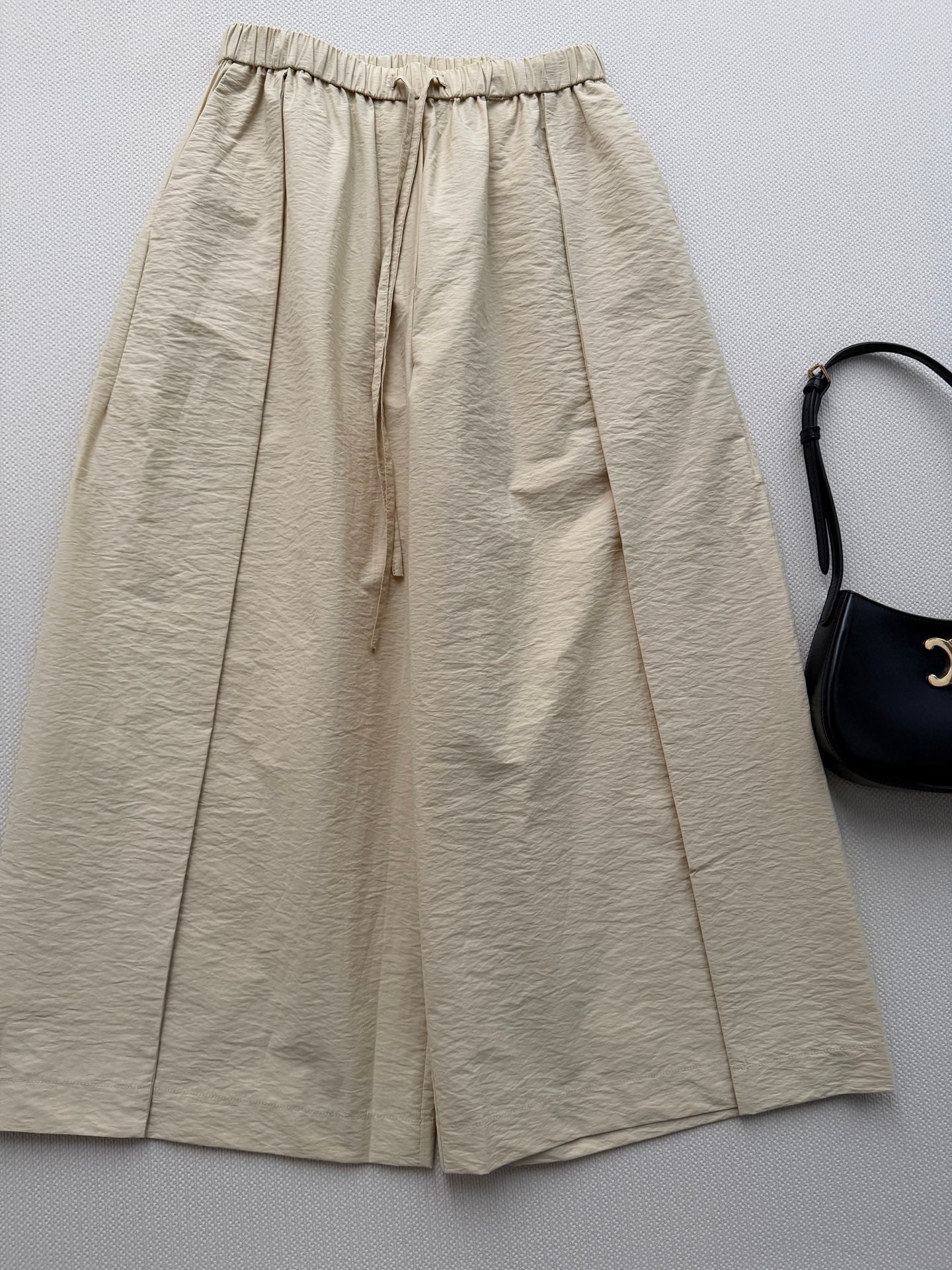 Lightweight and Breathable Wide-Leg Pants
