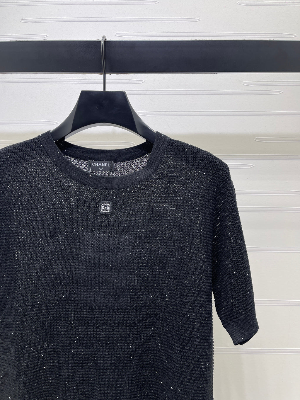 Sequined Crew Neck Knit Short-Sleeve T-Shirt