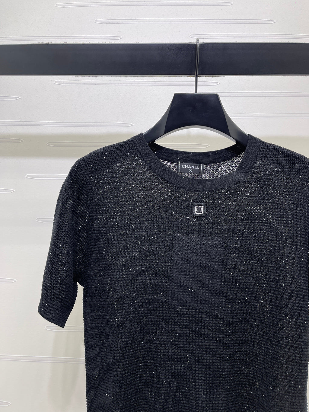 Sequined Crew Neck Knit Short-Sleeve T-Shirt