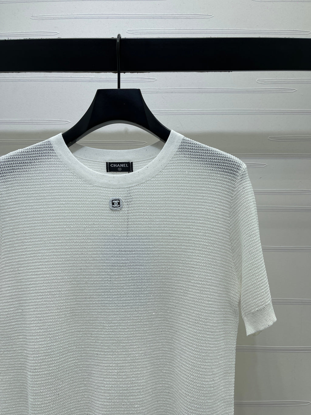 Sequined Crew Neck Knit Short-Sleeve T-Shirt