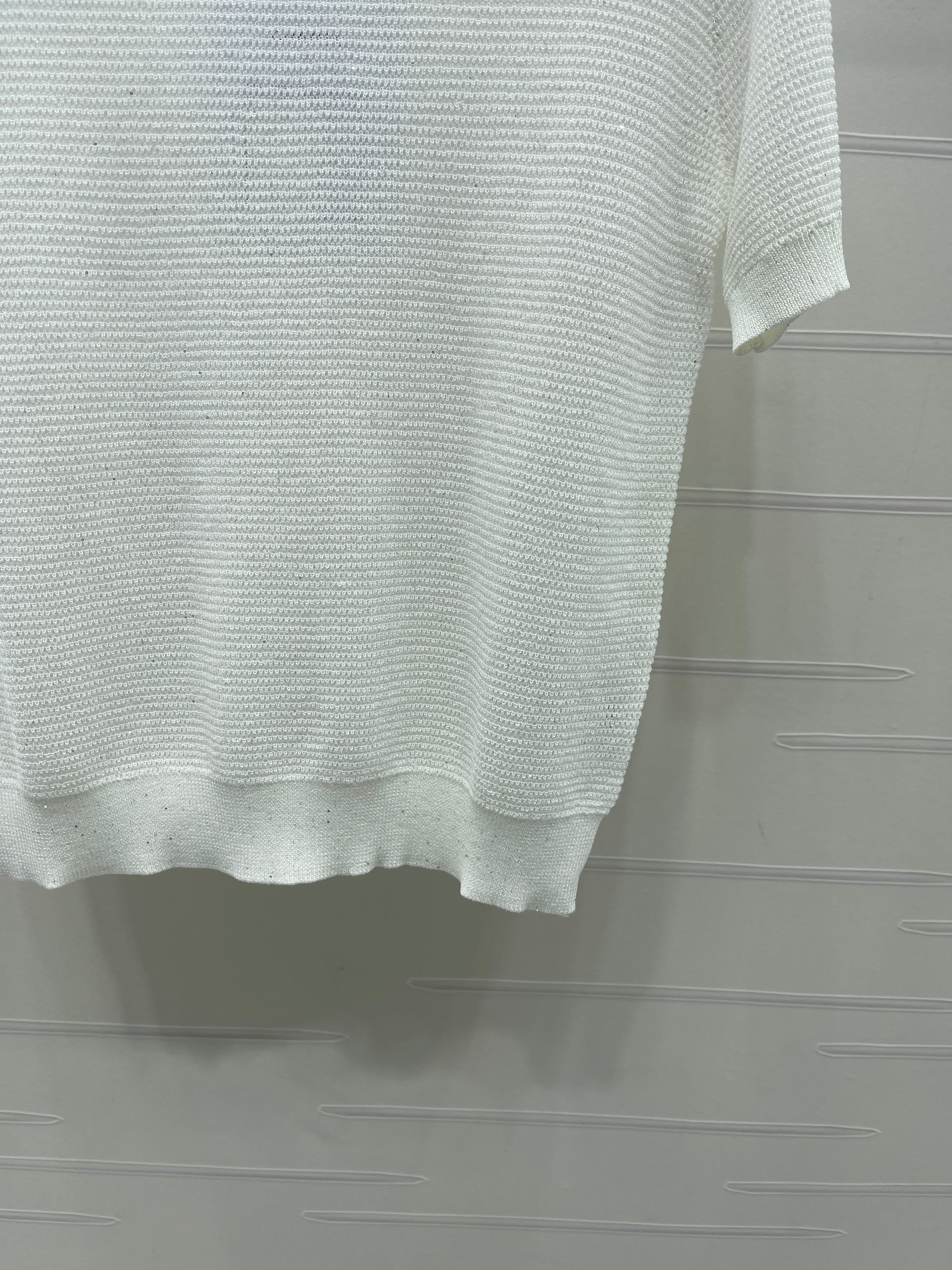 Sequined Crew Neck Knit Short-Sleeve T-Shirt