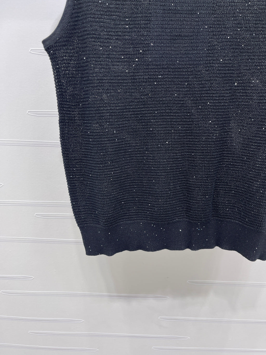 Sequined Crew Neck Knit vest